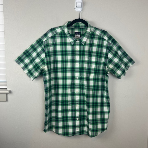 Patagonia Fezzman Short Sleeve Button Front Shirt Organic Cotton - Picture 2 of 5